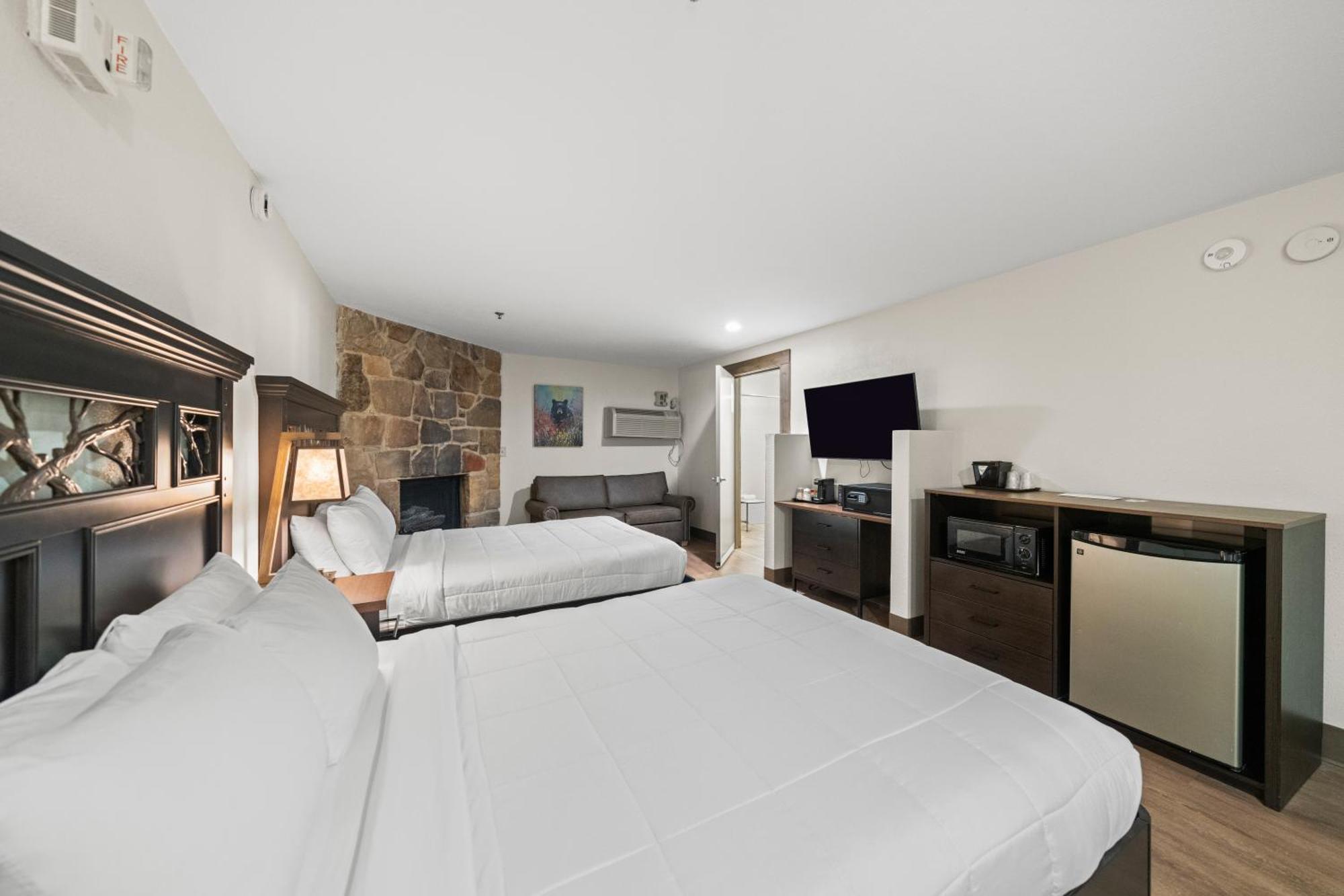 גטלינבורג Black Bear Inn & Suites מראה חיצוני תמונה