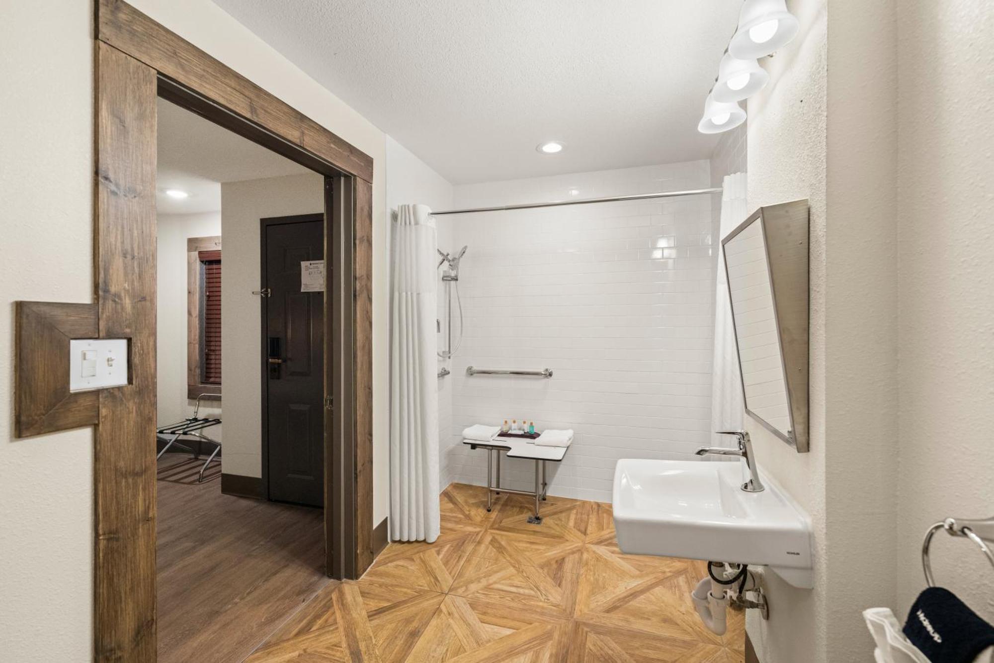 גטלינבורג Black Bear Inn & Suites מראה חיצוני תמונה